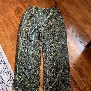 Kay Unger Petites wide leg back zip beaded sparkle pants. NWOT. Retail 300‎